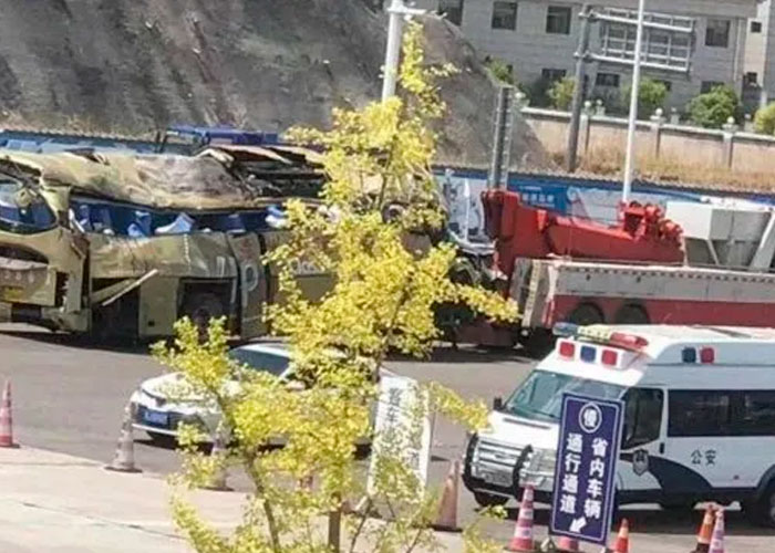 27 muertos en un accidente de autobús en la provincia de Guizhou, China