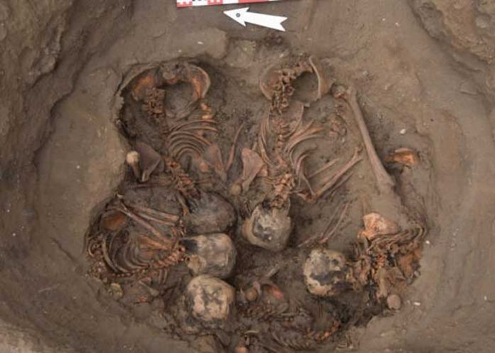 Encuentran en Perú varias tumbas de niños sacrificados en antiguos rituales