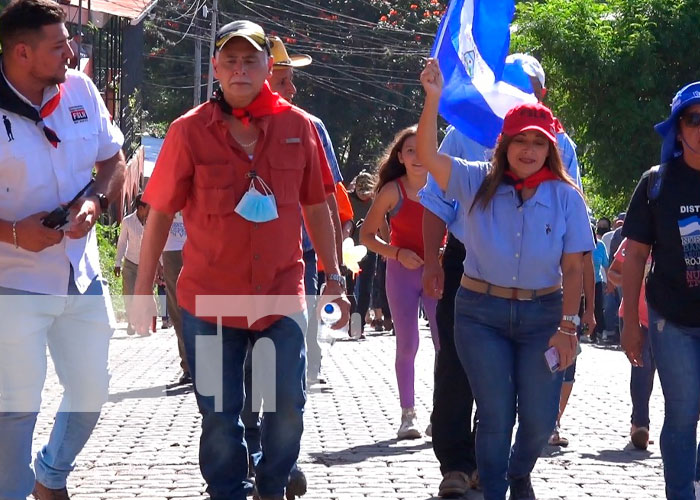 Matagalpa realiza caminata en homenaje de las fiestas patrias