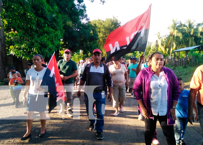 Ometepe y Jalapa celebran a la patria con caminatas patrioticas