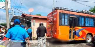 Anciano perece bajo las llantas de un bus en Managua