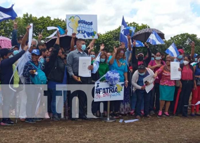 300 familias de Managua cumplen sus sueños al recibir su lote de terreno
