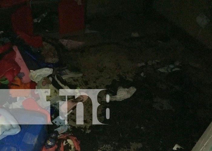 Vecinos evitaron que incendio consumiera una vivienda en Estelí