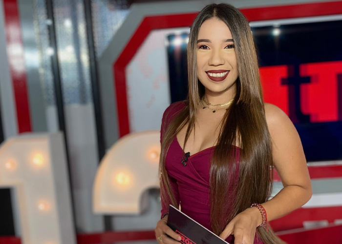 Daniela Morazán, presentadora del noticiero