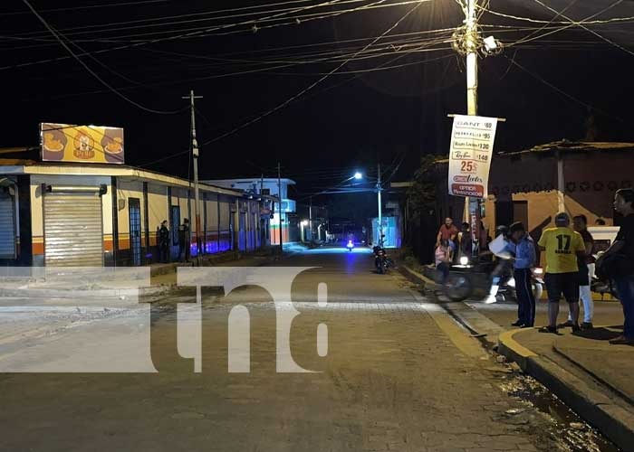 Aparentemente el irrespeto a una señal de tránsito ocasionó una fuerte colisión en Jalapa