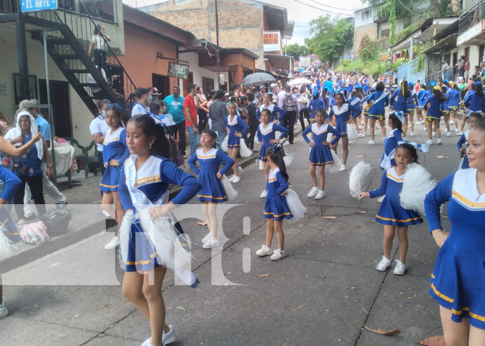 Masaya, Madriz y Boaco realizan desfile celebrando las fiestas patrias