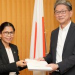 Embajadora de Nicaragua presenta Copias de Estilo ante el Gobierno de Japón