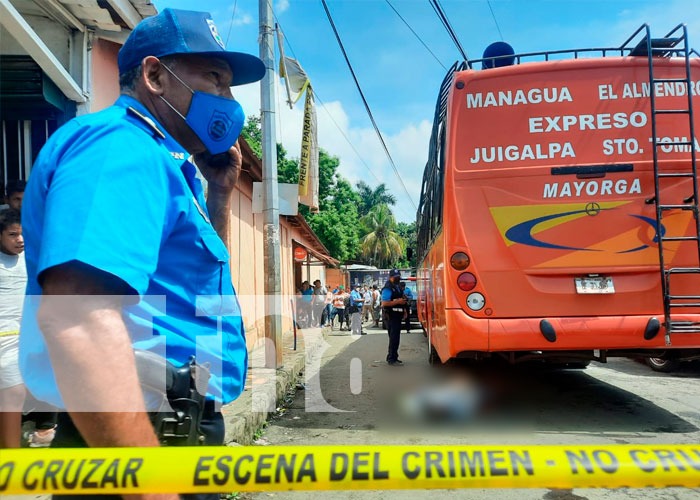 Anciano perece bajo las llantas de un bus en Managua 