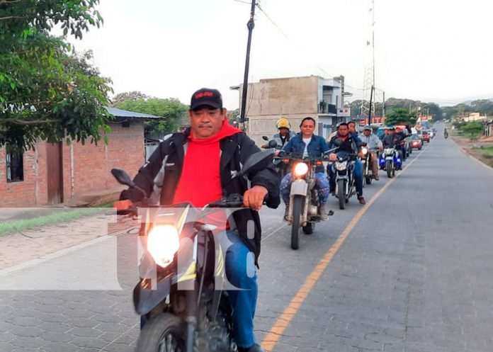 Jalapa celebra 43 aniversario de la Policía Nacional y el mes patrio