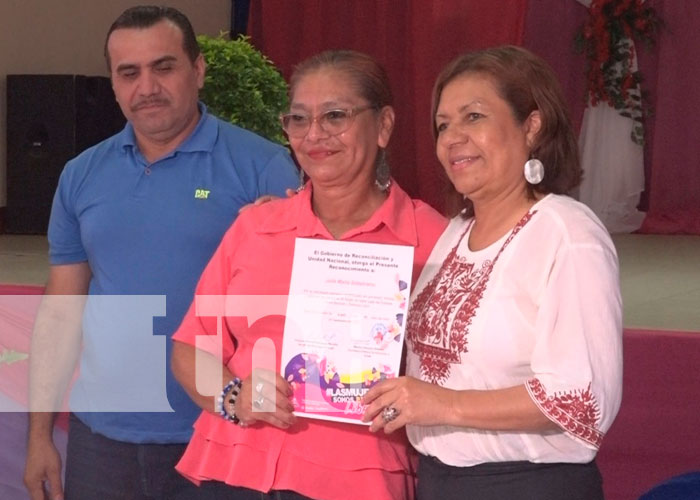 Entregaron reconocimientos a mujeres de Estelí