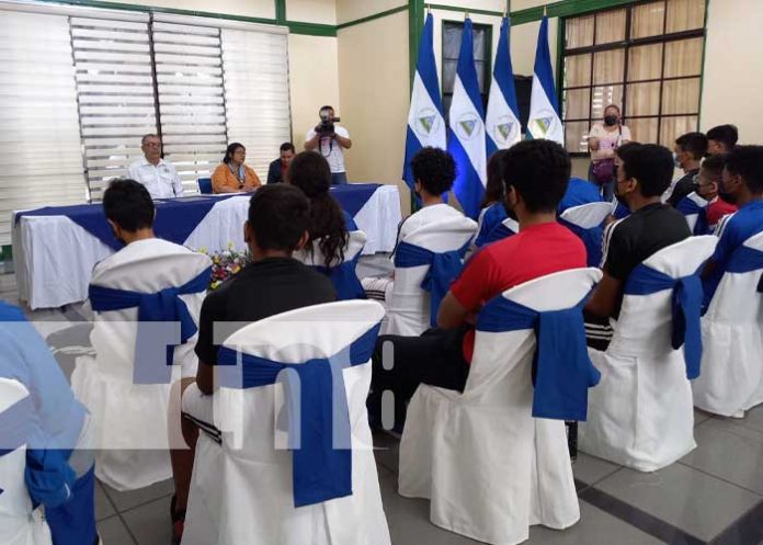 Acuerdo en Nicaragua entre FENIFUT y el MINED