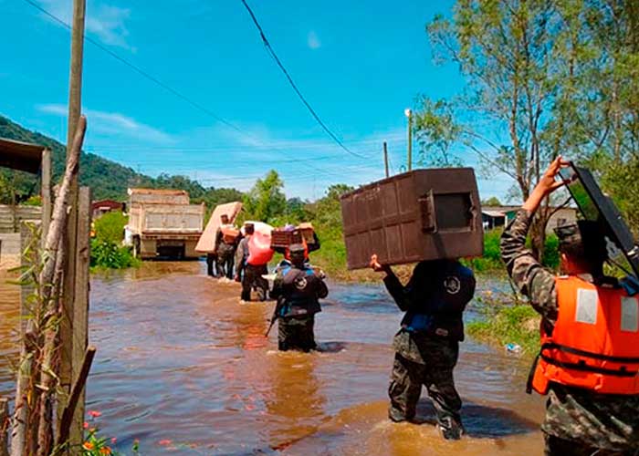 Seis muertos e inundaciones dejan torrenciales aguaceros en Honduras
