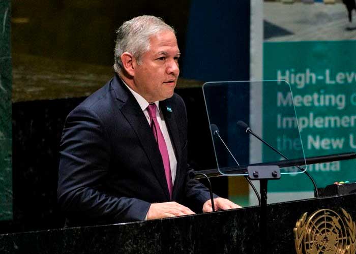 Honduras tacha a EE.UU. de injerencismo en temas de política soberana