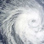 Huracán "Kay" se intensifica a categoría dos cerca del Pacífico de México