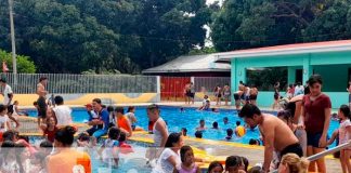 Familias disfrutan en Xiloá y Xilonem en esta semana patria