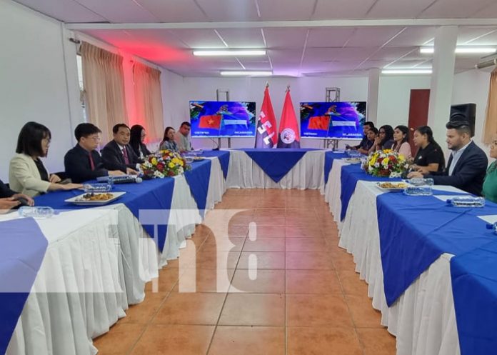 Encuentro de Juventud de Nicaragua con el partido comunista de Vietnam