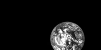 Foto: Primeras imágenes de la Tierra y del lado oscuro de la Luna