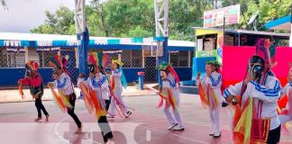 Estudiantes muestran sus destrezas en festival de bailes folclóricos