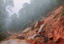 Alud de tierra deja siete muertos en México por el paso de la tormenta Lester