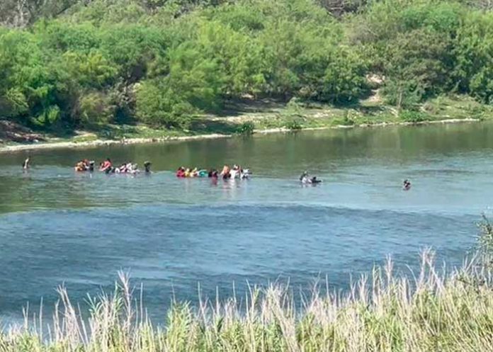 Furia del Río Bravo impide 