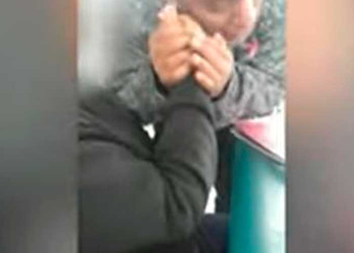 Capta a profesor "moclín" en Perú manoseando a las alumnas en clases