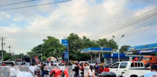 Alegre diana en saludo a la patria en el Distrito IV de Managua
