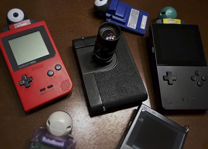 Convirtieron una vieja Game Boy en una cámara de apariencia profesional
