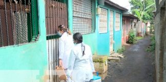 Vacunación casa a casa llega a Jardines de Veracruz, Managua