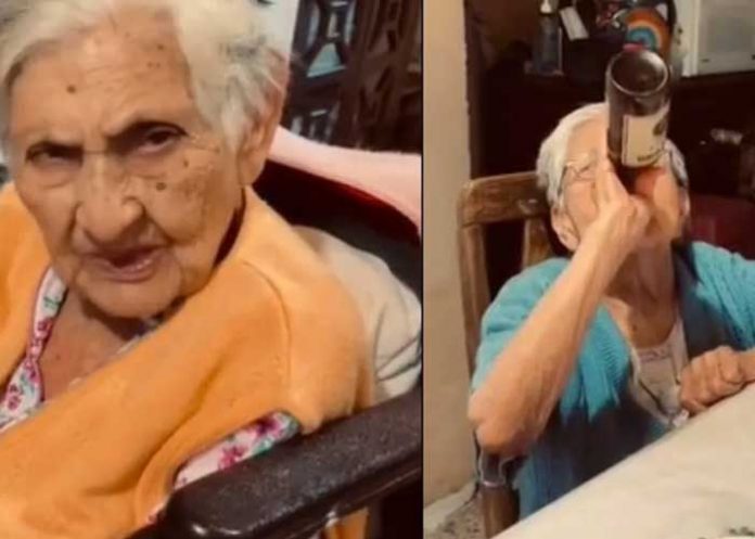 Señora de 105 años se enoja por que su hija de 83 años aún toma cerveza