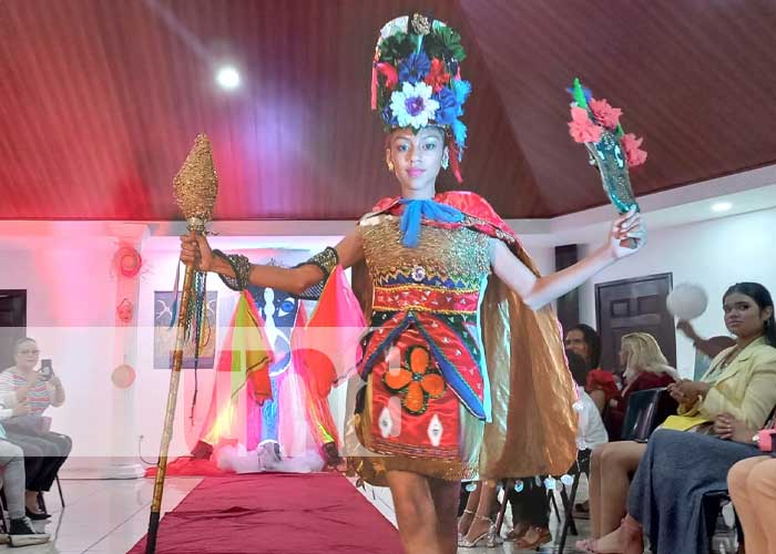12 niñas participaron de pasarela de moda infantil "Fantasía y Color" en Managua