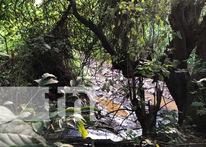 Policía nacional investiga hallazgo de cadáver en cauce de Managua