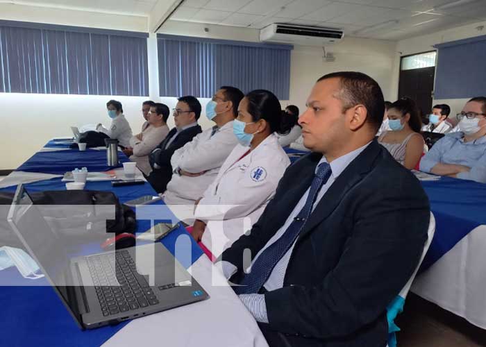 Primer simposio de actualización científica en manejo de paciente crítico en Managua