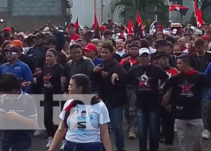 Militancia sandinista cierra octubre victorioso con caminata en Managua
