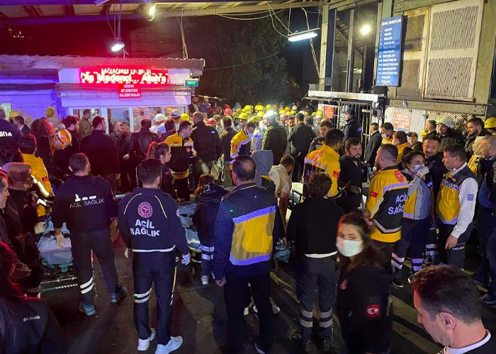 Cerca de 50 trabajadores resultaron atrapados en Turquía