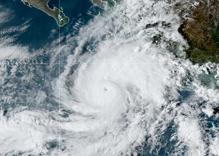 Alerta máxima decretan en Colombia por la tormenta Julia