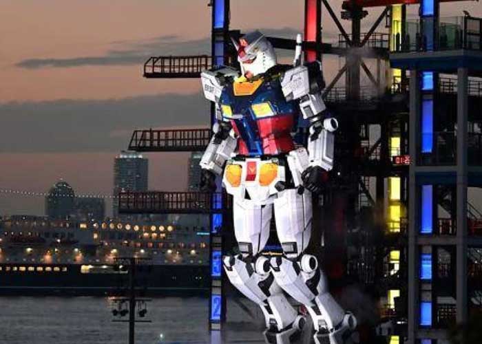 Muestran en Japón asombroso "Transformers" de tamaño real