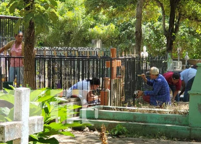 Cementerios de Ocotal lucen limpios y bonitos para el Día de los difuntos