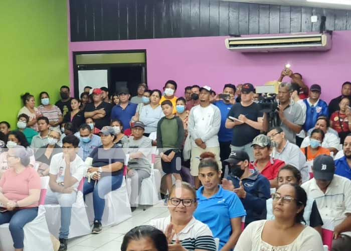Reciben propuestas y compromisos de trabajo por parte de la Alcaldía de Managua