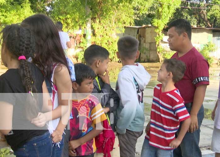 Festival de la sonrisa llega a niños en barrios de Managua