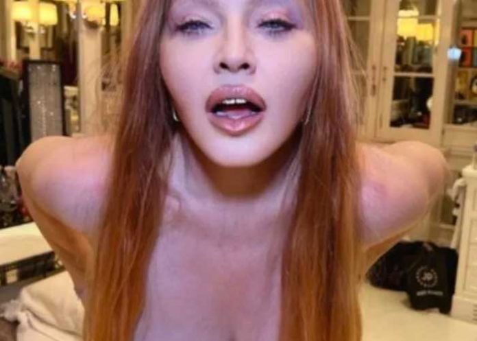 FOTOS: Madonna muestra sus pechos libremente en redes sociales