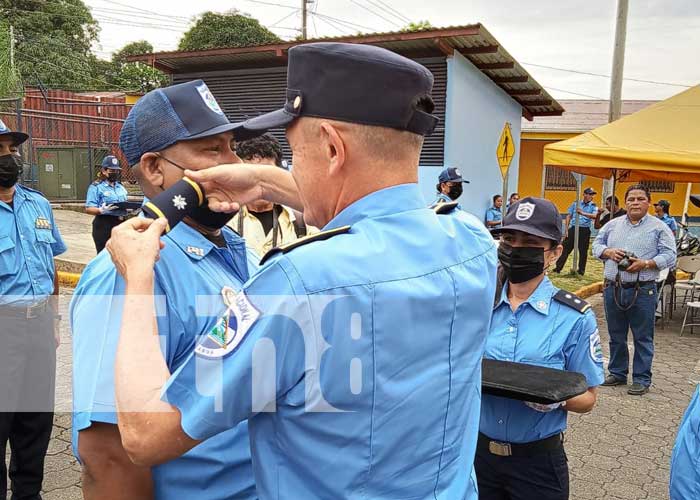 Oficiales de Policía de Nueva Segovia y Bluefields reciben ascensos en grado