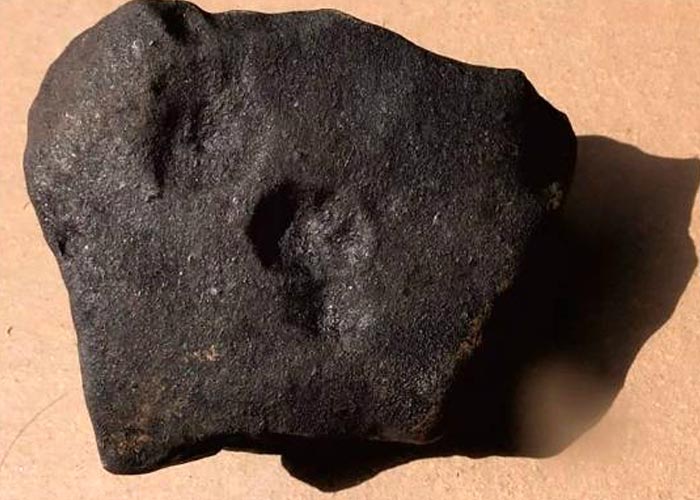 Recuperan y analizan meteorito caído en Galicia