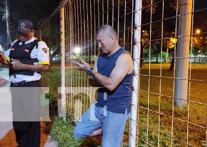 Conductor ebrio provoca accidente y luego se da la fuga en Managua