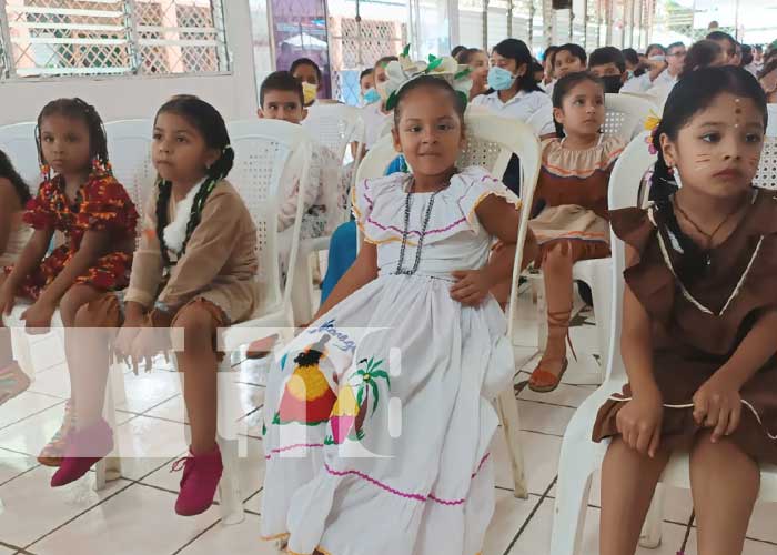 Conmemoran en colegios de Managua el Día de la Resistencia Indígena, Negra y Popular