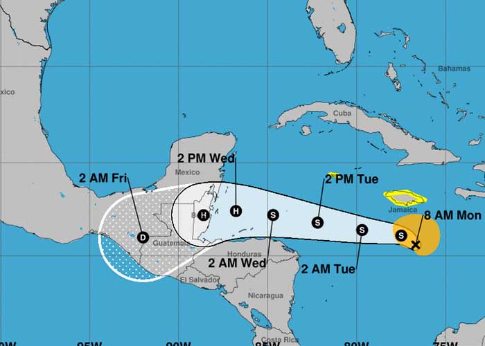 Centroamérica en vigilancia por el impacto de la tormenta tropical Lisa