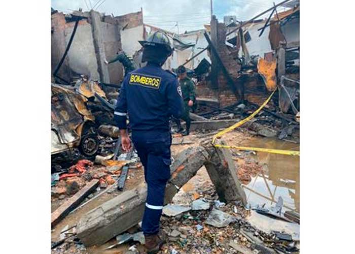 Mortal explosión en empresa de gas dejó 5 muertos y varios heridos en Colombia