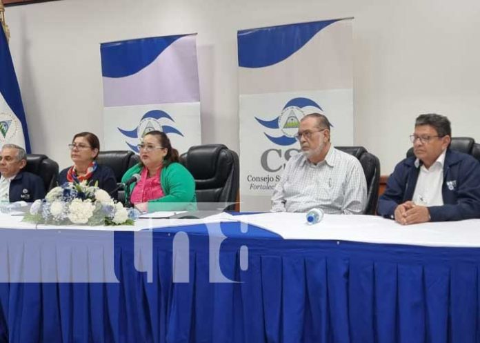 Firma de convenio entre el CNU y el CSE en Nicaragua