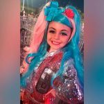 Polémica en bar de Oregón por sexualizar a una niña vestida como drag queen