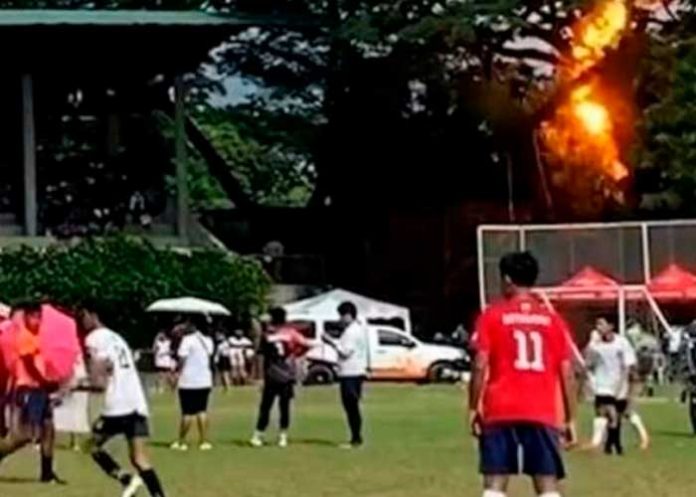 ¡Impresionante! En pleno partido un rayo golpea a un árbitro en Filipinas