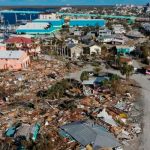 Víctimas mortales tras el huracán Ian aumentan a 100 en Estados Unidos